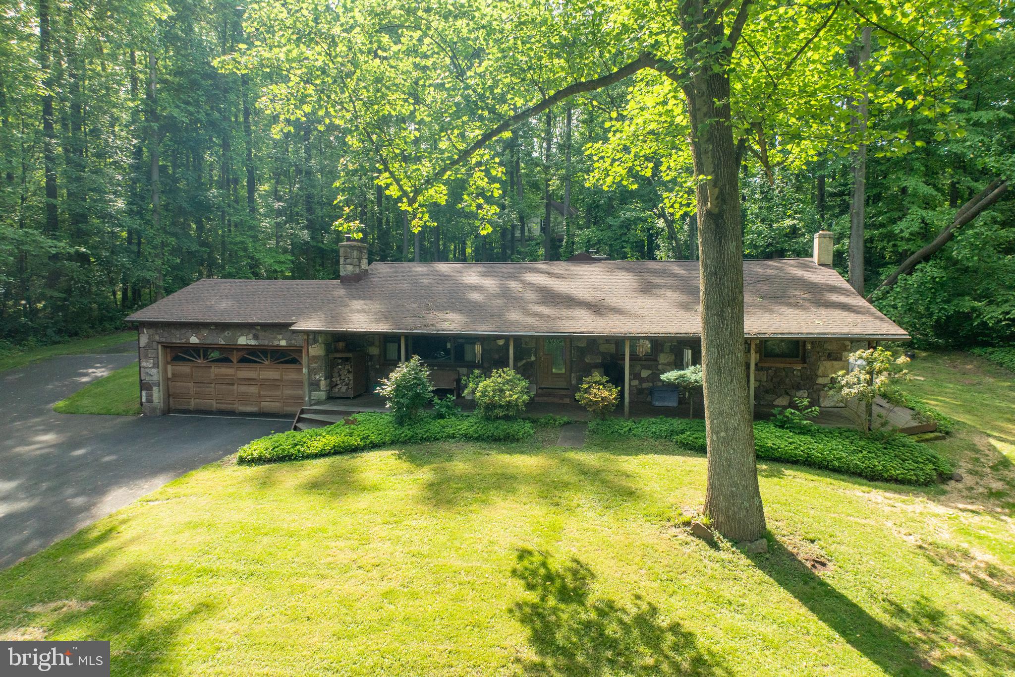 1196 Schoolhouse Road Pottstown, PA 19465 - Photo 4 of 61