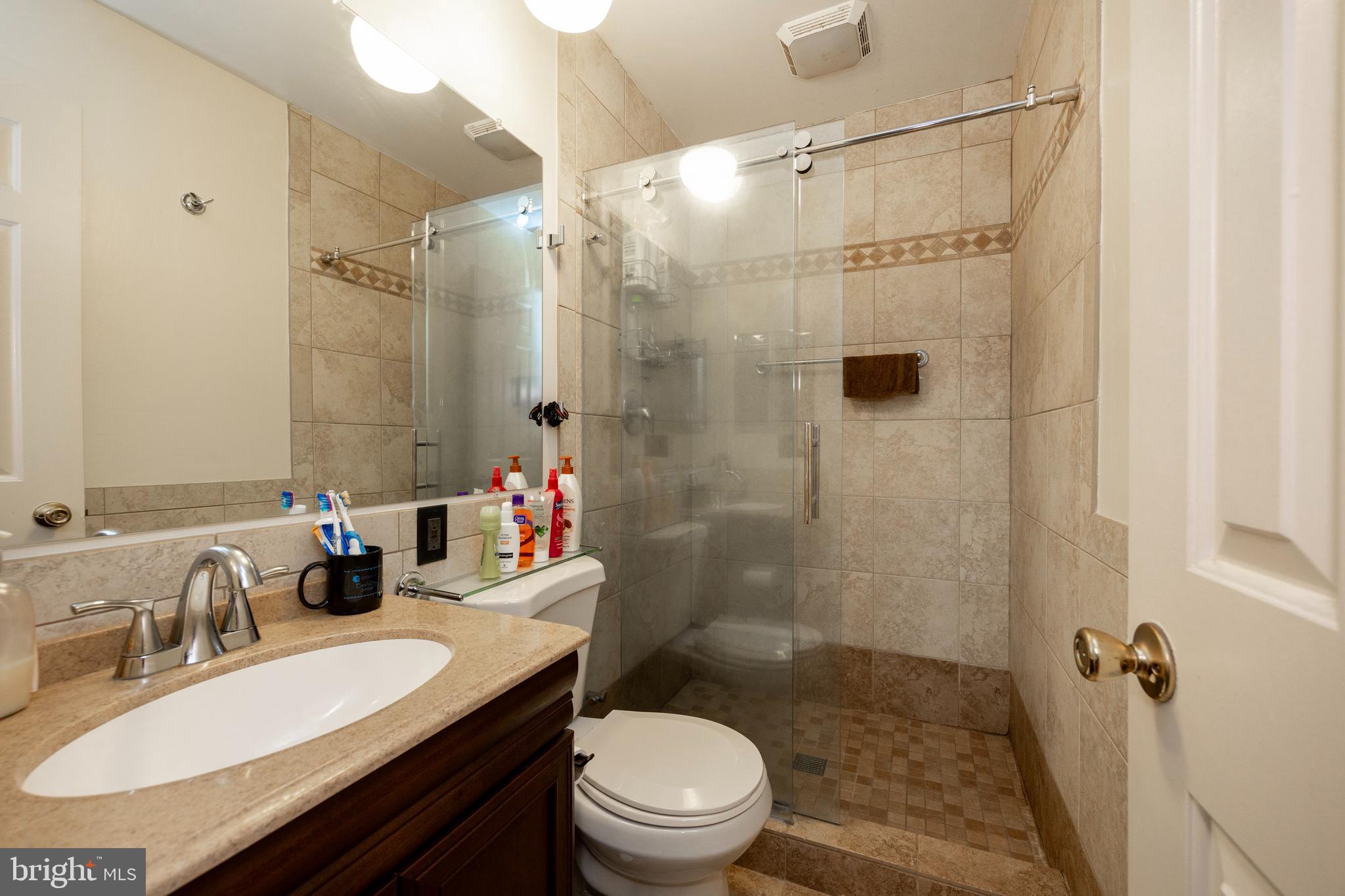 1196 Schoolhouse Road Pottstown, PA 19465 - Photo 53 of 61 Primary bathroom