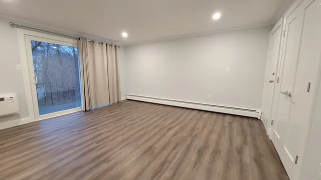 $2,150 | 70 Farrwood Avenue, Unit 11, North Andover, MA 01845