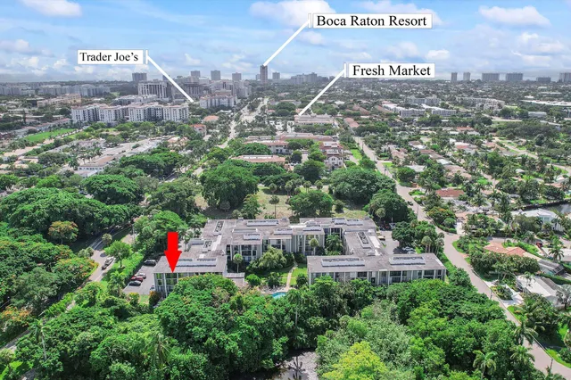 $395,000 | 501 Southwest 11th Place, Unit 418, Boca Raton, FL 33432