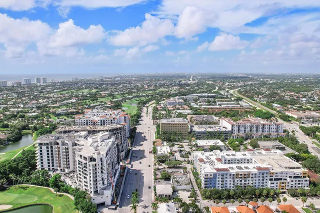 $395,000 | 501 Southwest 11th Place, Unit 418, Boca Raton, FL 33432