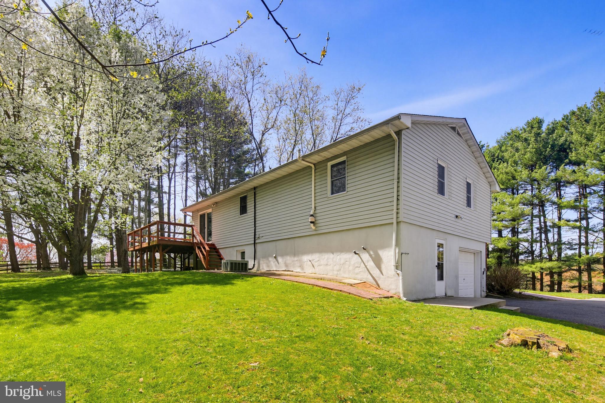 2701 Garrett Road White Hall, MD 21161 - Photo 32 of 37