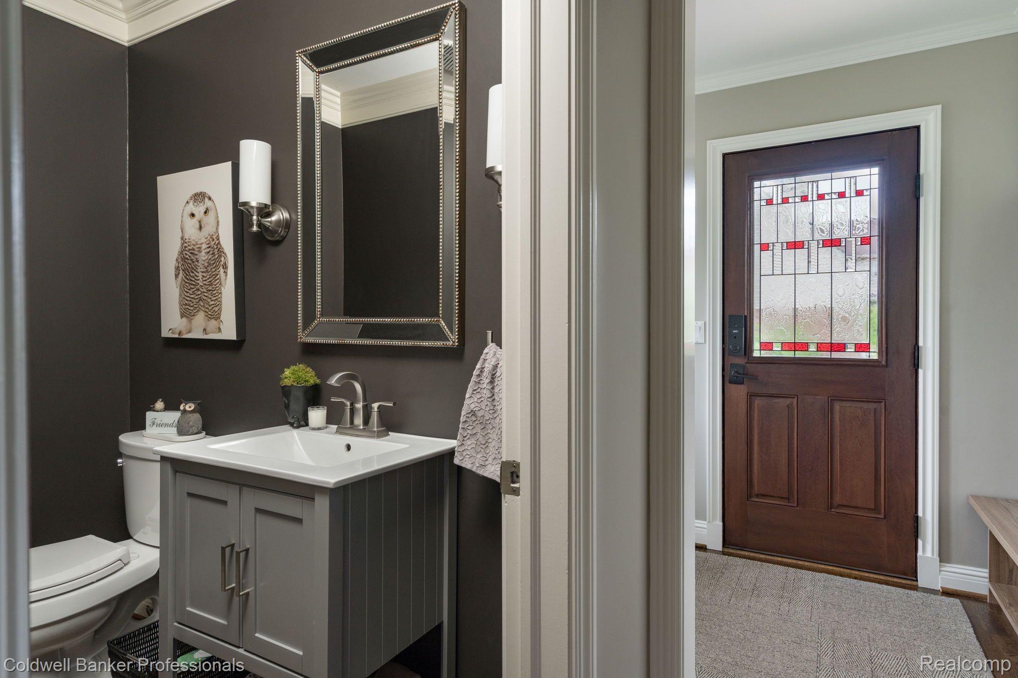 1358 Chestnut Circle Rochester, MI 48309 - Photo 17 of 46 New Half Bath