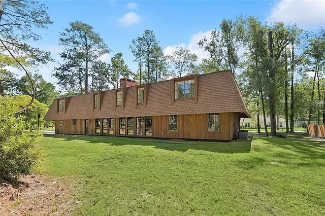 $555,000 | 113 Laurelwood Drive, Covington, LA 70433