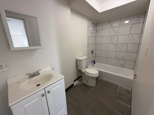 $1,575 | 2310 North Harlem Avenue, Unit 501, Elmwood Park, IL 60707