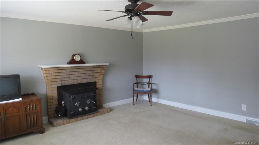 106 Marsha Lane Rutherfordton, NC 28139 - Photo 7 of 18 Gallery Image 7