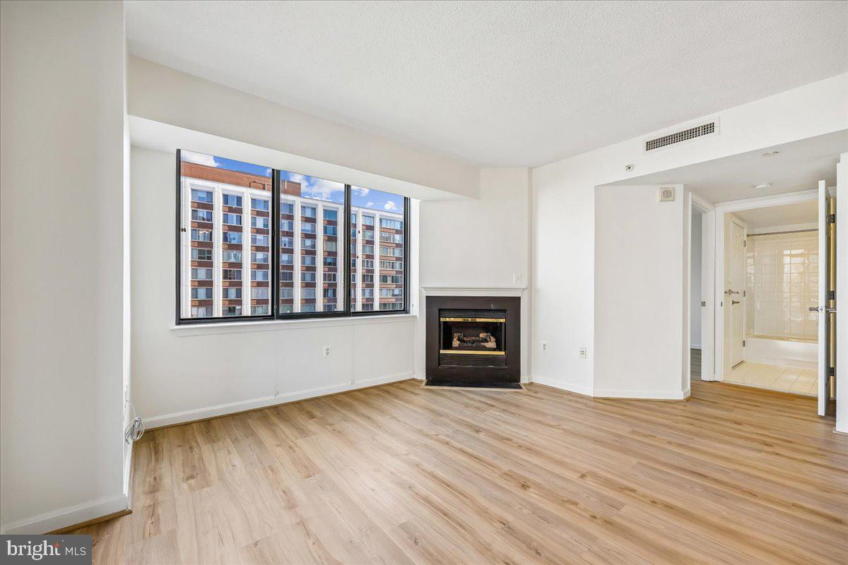 11710 Old Georgetown Road, Unit 1029 North Bethesda, MD 20852 - Photo 13 of 70