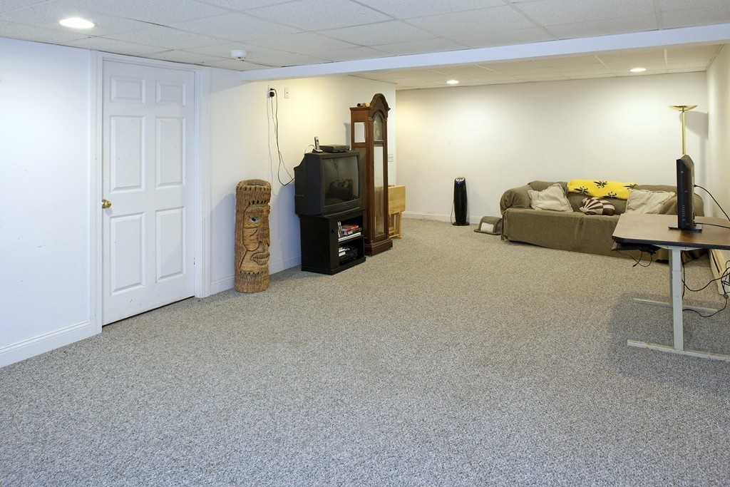 13 Churchill Road Plympton, MA 02367 - Photo 16 of 17 Gallery Image 16