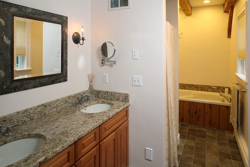 13 Churchill Road Plympton, MA 02367 - Photo 9 of 17 Gallery Image 9