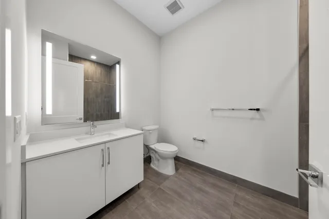 $3,800 | 121 34th Street, Unit 506, Union City, NJ 07087