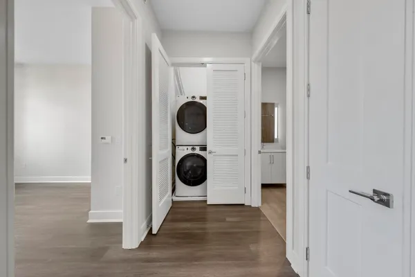 $3,800 | 121 34th Street, Unit 506, Union City, NJ 07087