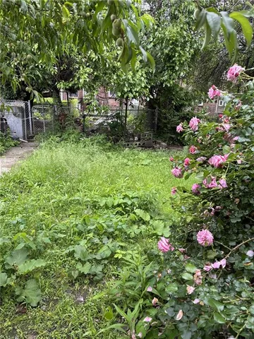 $20,000 | 2013 Boulevard Of The Allies, Pittsburgh, PA 15219