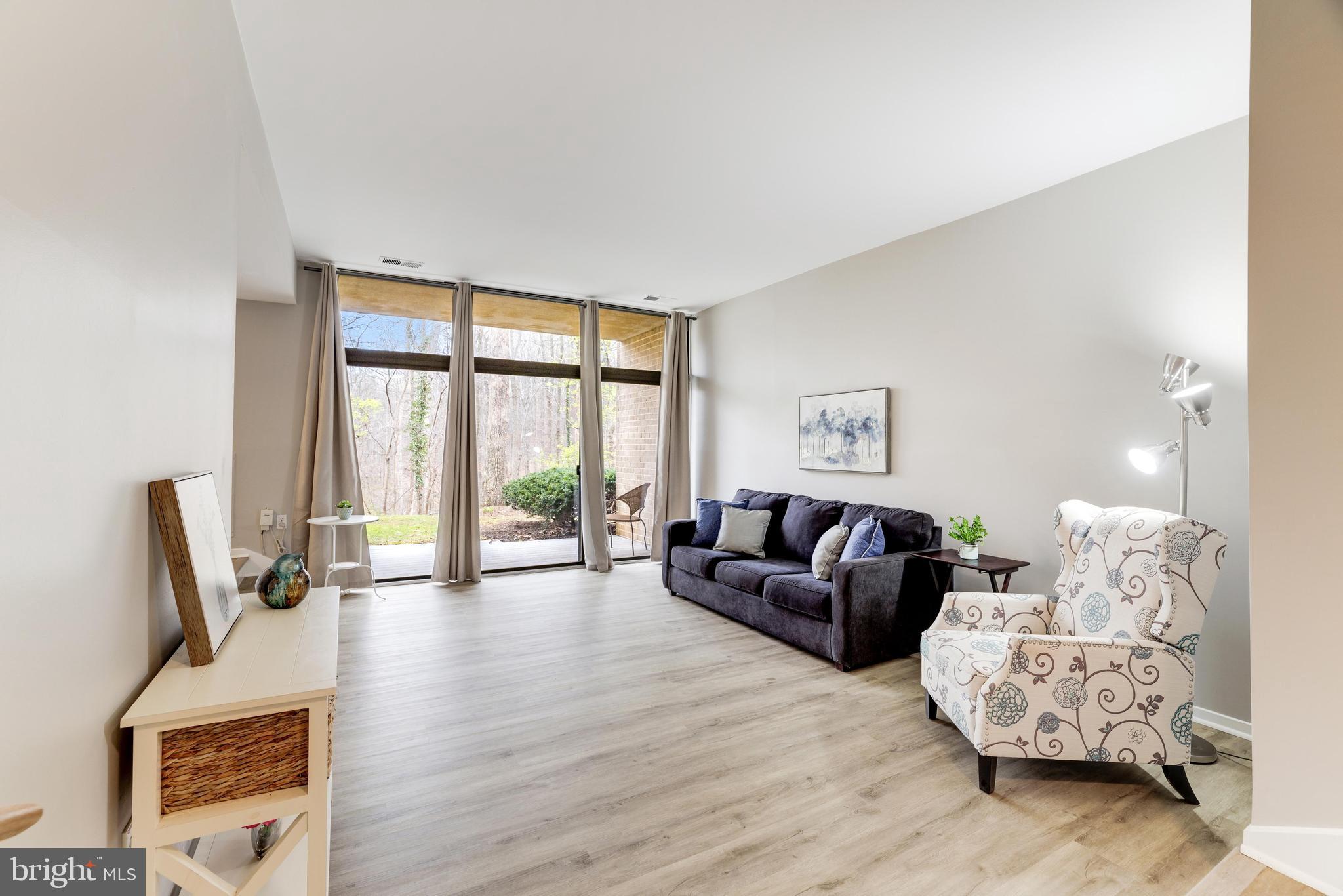 1668 Parkcrest Circle, Unit 100 Reston, VA 20190 - Photo 2 of 22 Completely updated kitchen, bath, flooring,