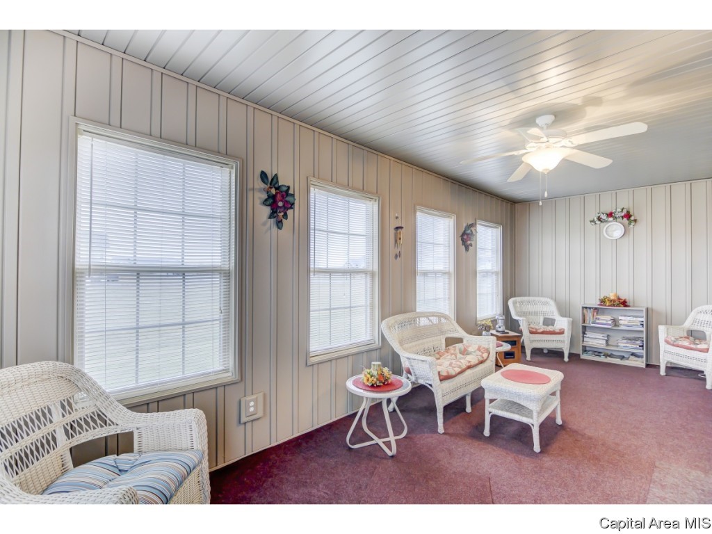 24712 Brookwood Hills Road Athens, IL 62613 - Photo 14 of 36 Gallery Image 14