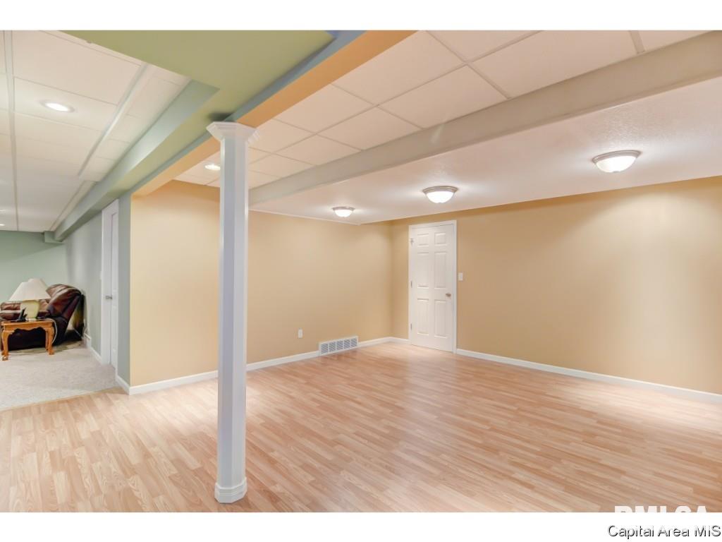 24712 Brookwood Hills Road Athens, IL 62613 - Photo 28 of 36 Gallery Image 28