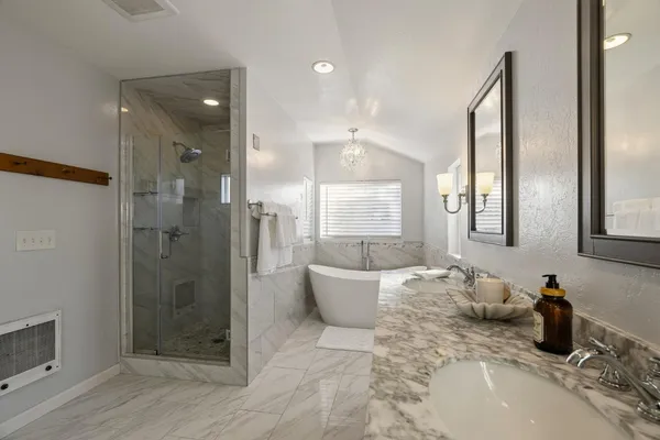 $940,000 | 15 Del Rey Circle, Salinas, CA 93901