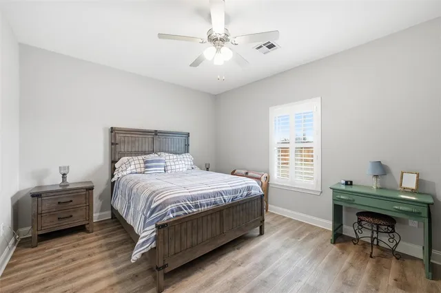 $459,900 | 810 North Davis Street, West, TX 76691