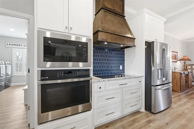 $459,900 | 810 North Davis Street, West, TX 76691