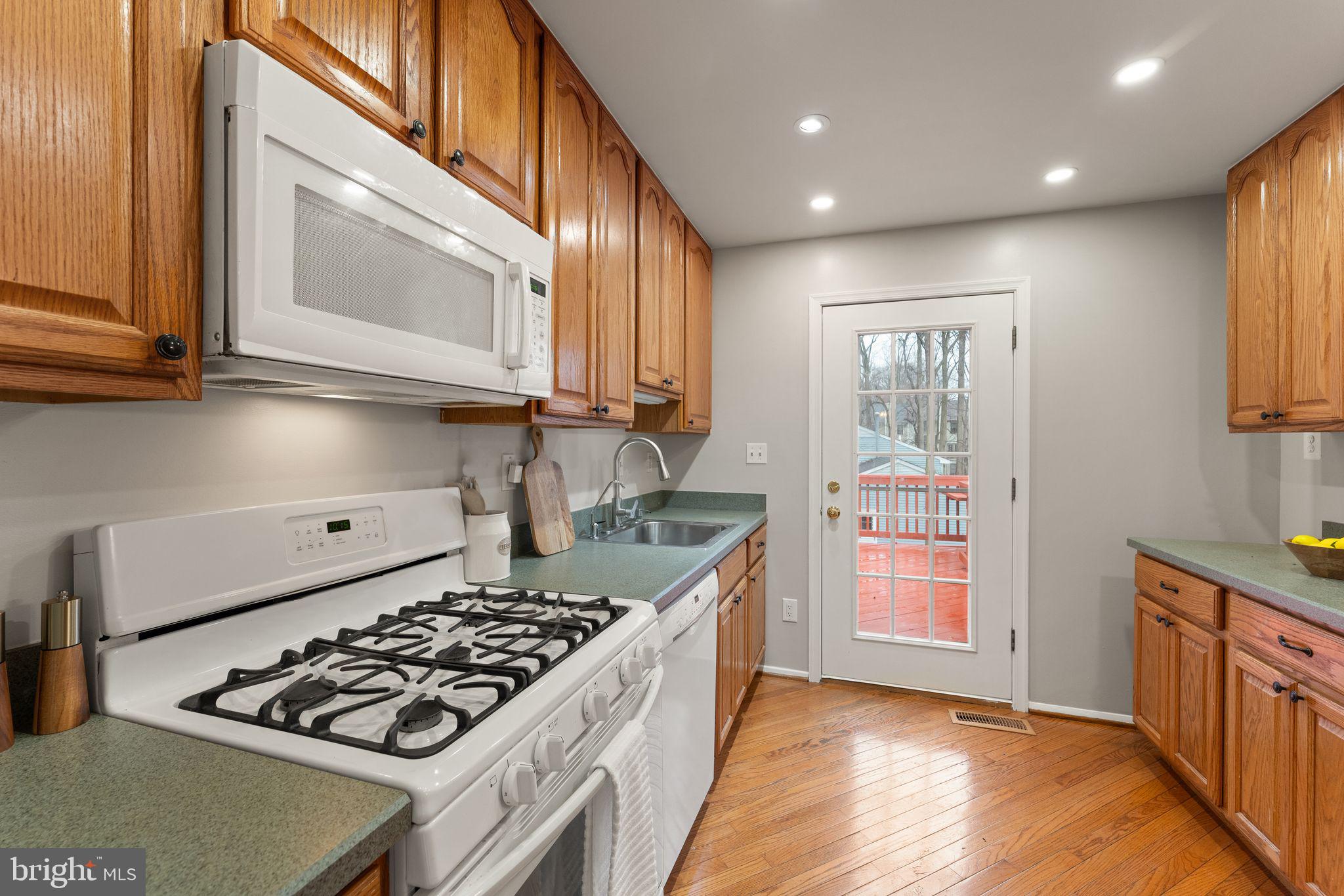 7265 Linden Tree Lane Springfield, VA 22152 - Photo 16 of 49 Gallery Image 16