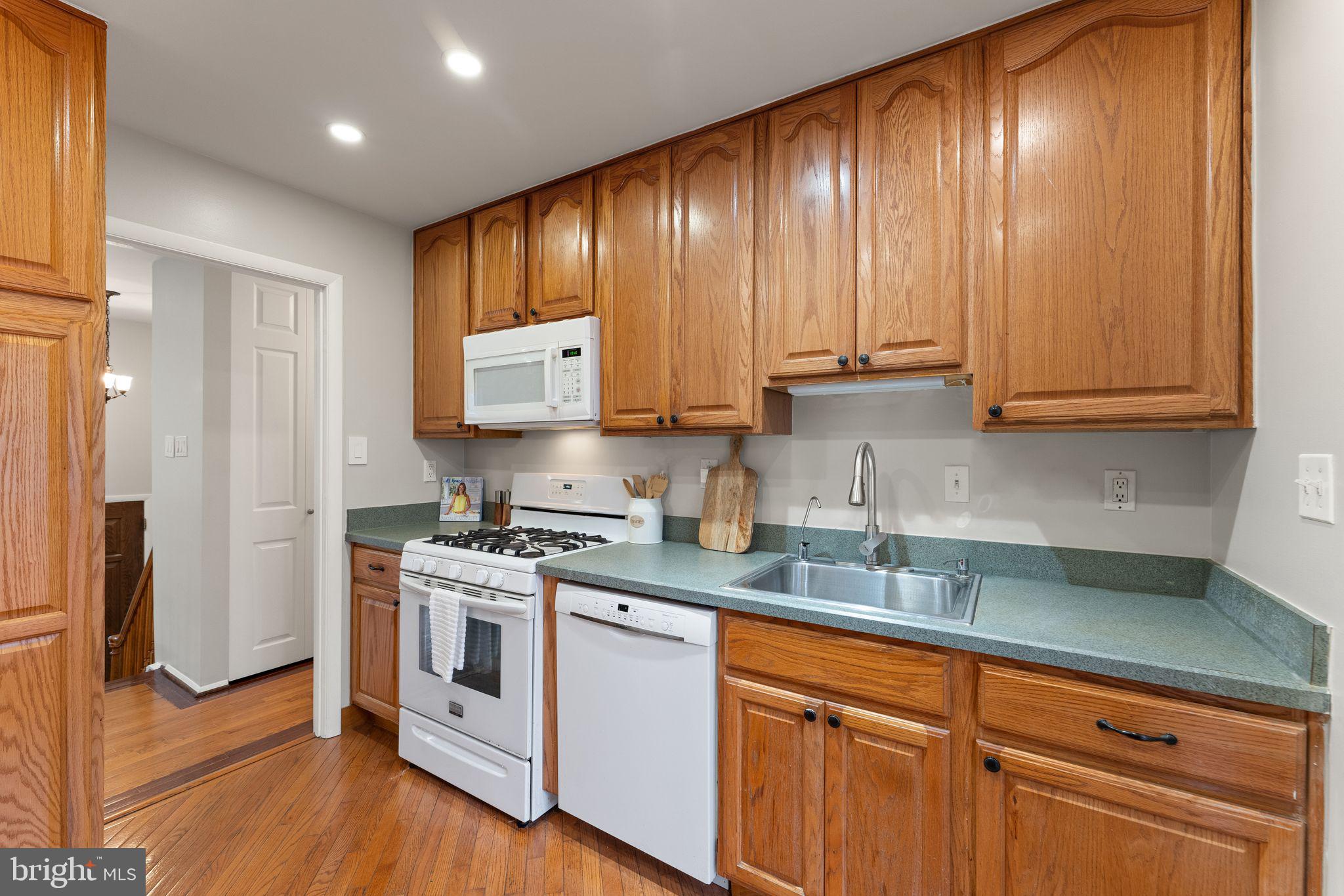 7265 Linden Tree Lane Springfield, VA 22152 - Photo 17 of 49 Gallery Image 17