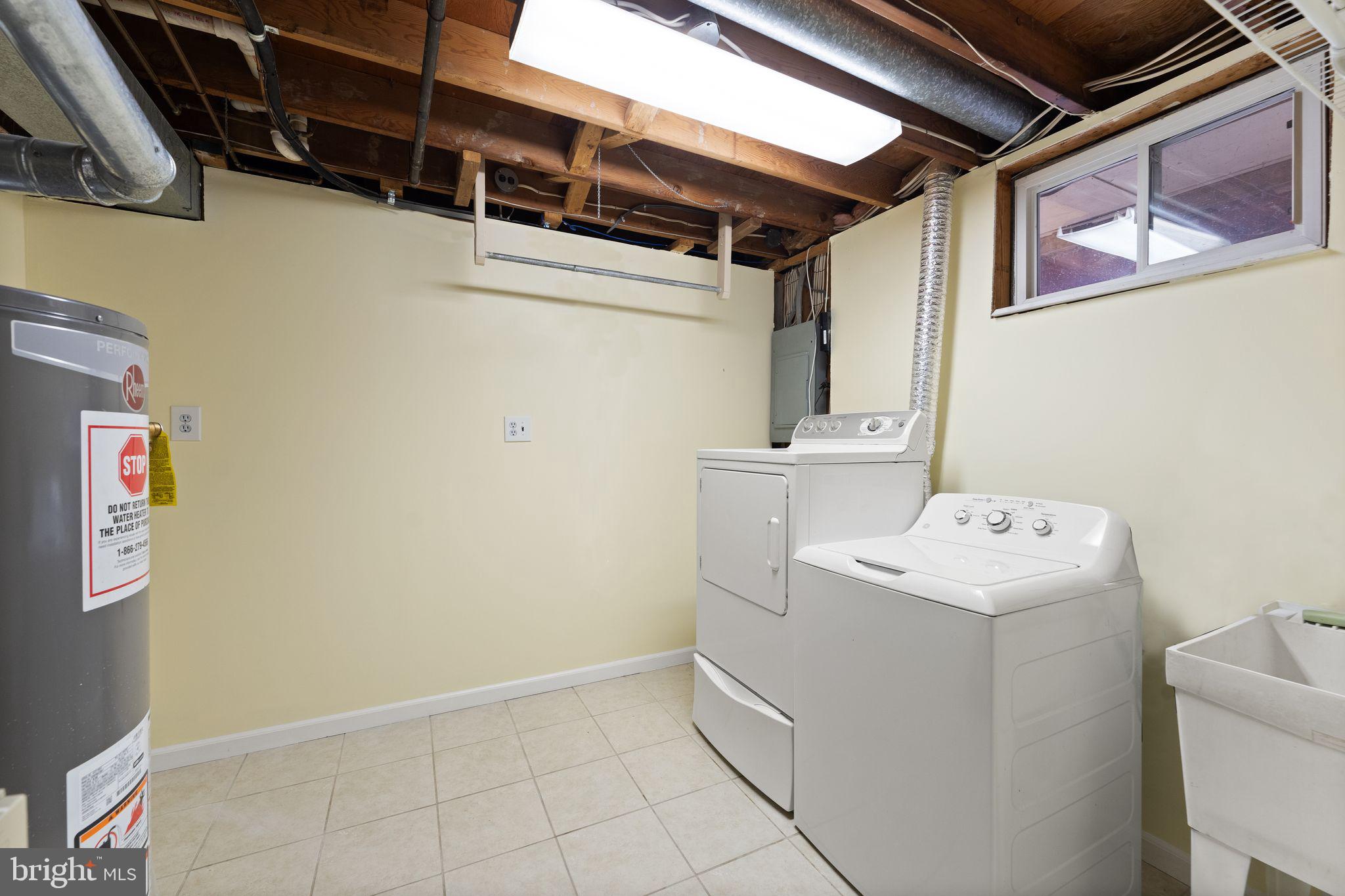 7265 Linden Tree Lane Springfield, VA 22152 - Photo 37 of 49 Gallery Image 37