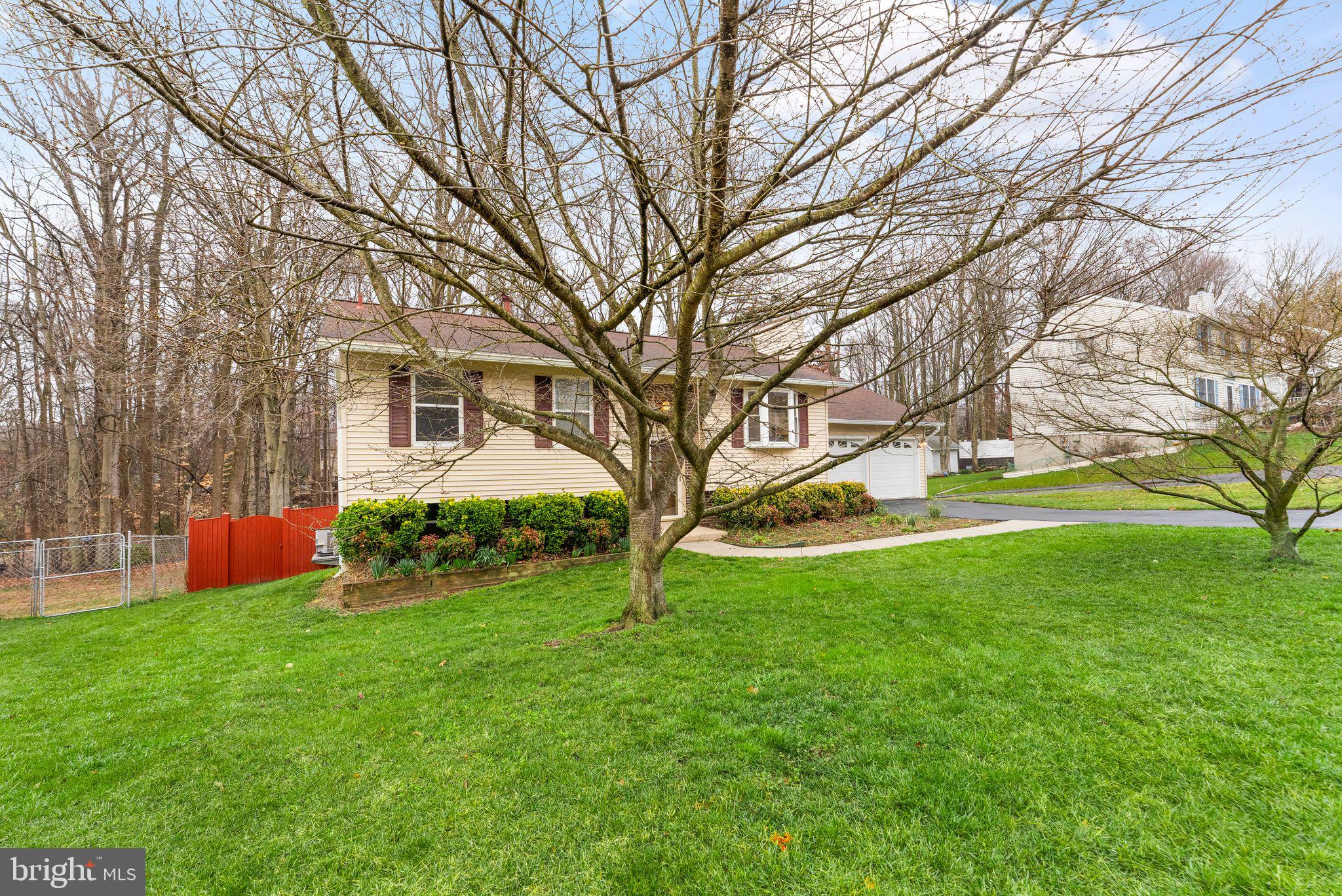 7265 Linden Tree Lane Springfield, VA 22152 - Photo 4 of 49 Gallery Image 4