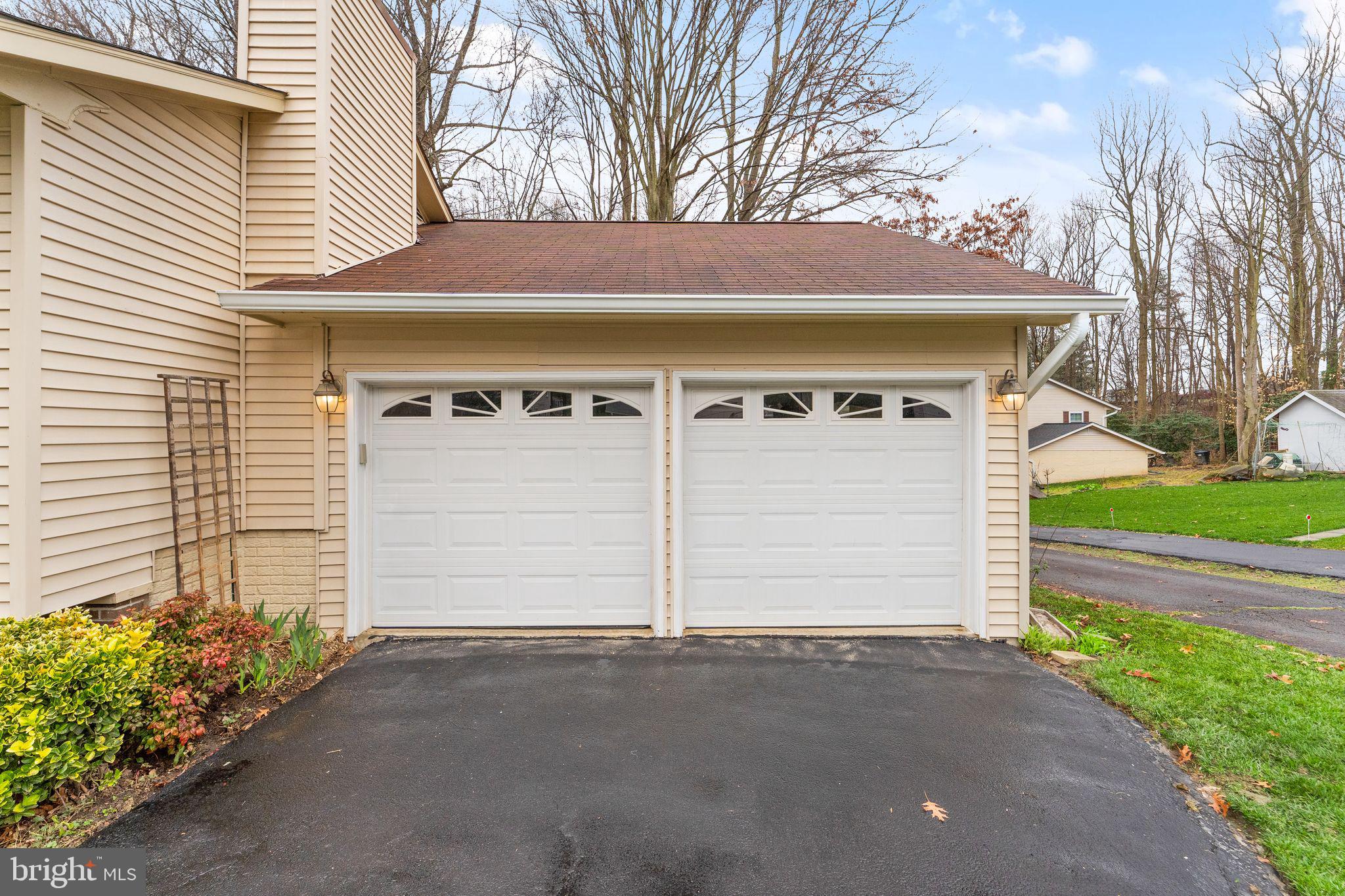 7265 Linden Tree Lane Springfield, VA 22152 - Photo 5 of 49 Gallery Image 5