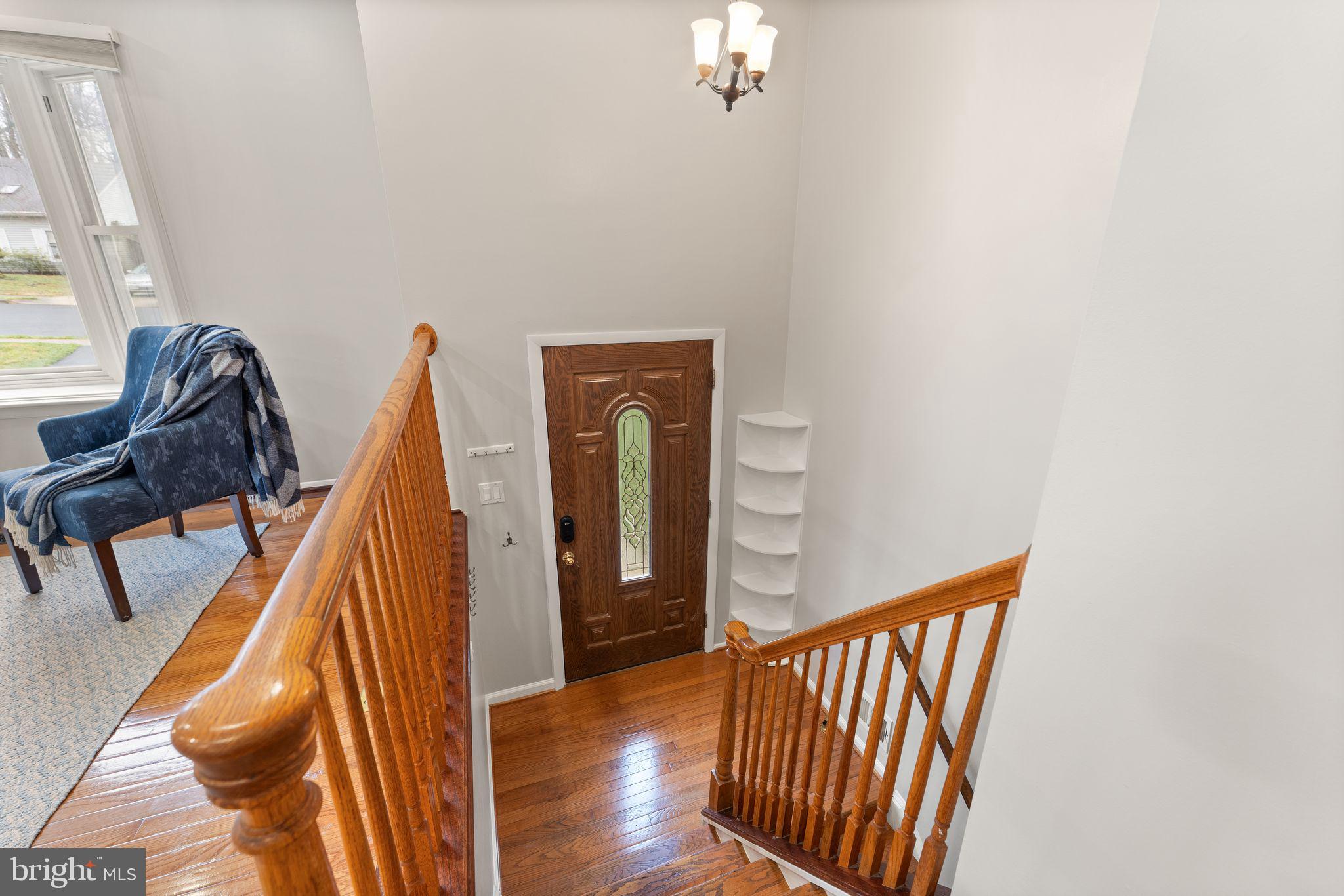 7265 Linden Tree Lane Springfield, VA 22152 - Photo 9 of 49 Gallery Image 9