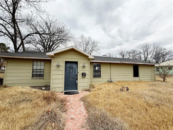 $149,000 | 141 East McKinney Avenue, Cooper, TX 75432