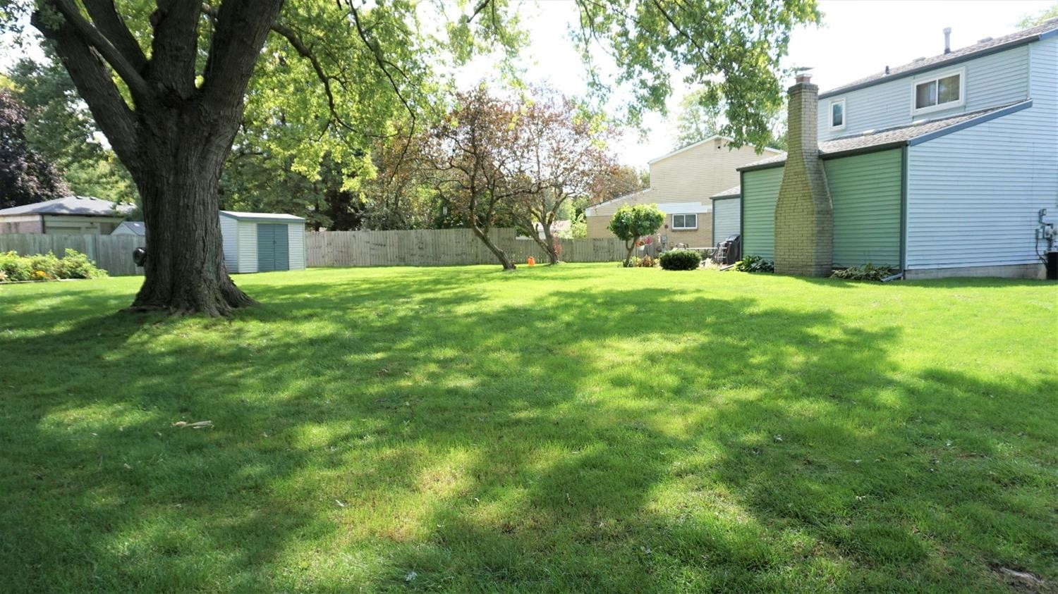 377 Meadowlake Road Canton, MI 48188 - Photo 3 of 31 Photo 3