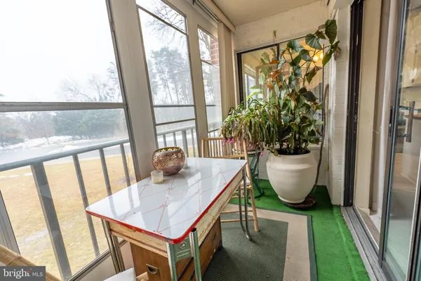 $269,000 | 15300 Beaverbrook Court, Unit 882K, Silver Spring, MD 20906