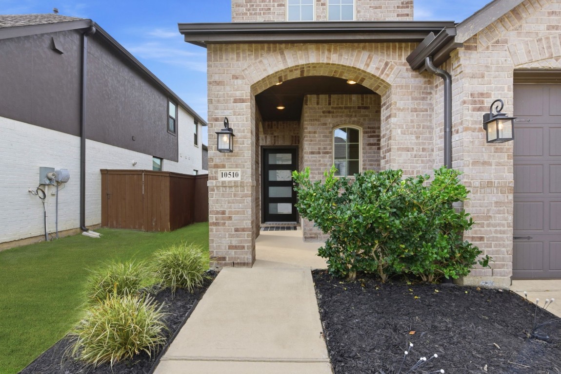 10510 Wagner Street Rosharon, TX 77583 - Photo 4 of 42