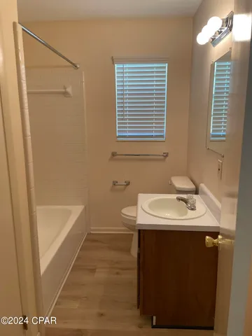 $1,350 | 5605a Hilltop Avenue, Unit B, Panama City, FL 32408