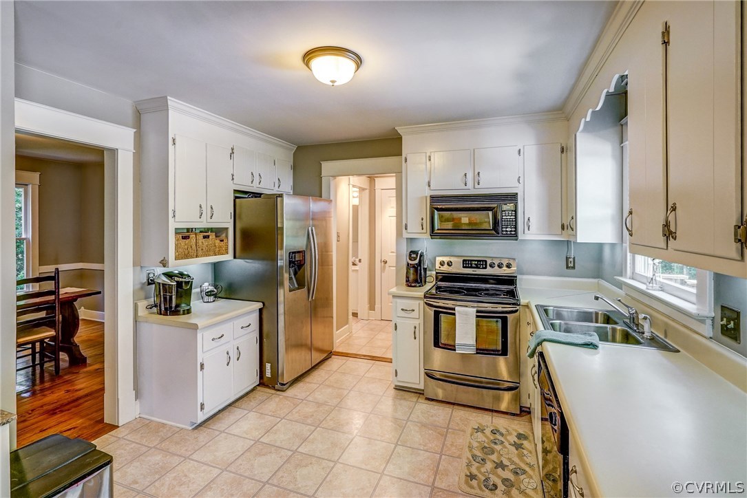 2712 Ridgeview Road Powhatan, VA 23139 - Photo 10 of 25 View of Kitchen to Dining Room