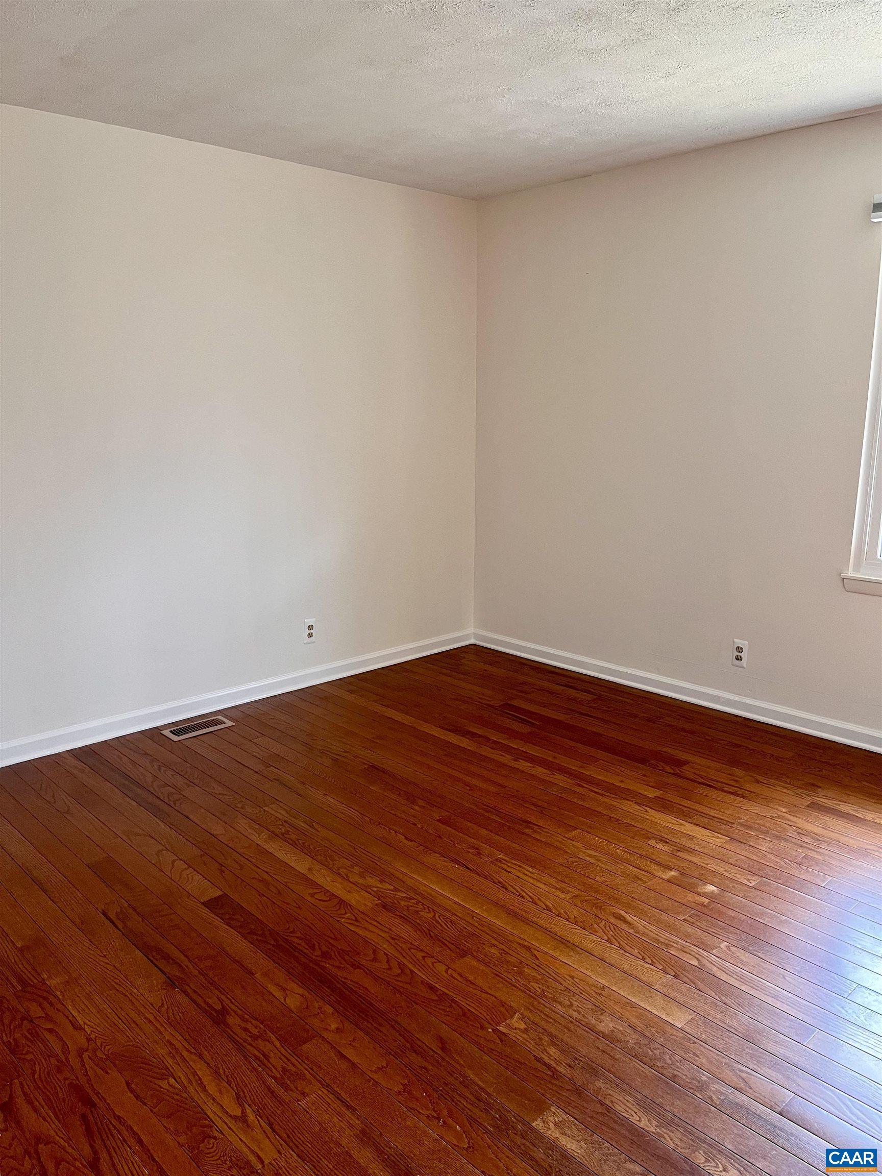 4646 Woods Edge Road Troy, VA 22974 - Photo 18 of 32