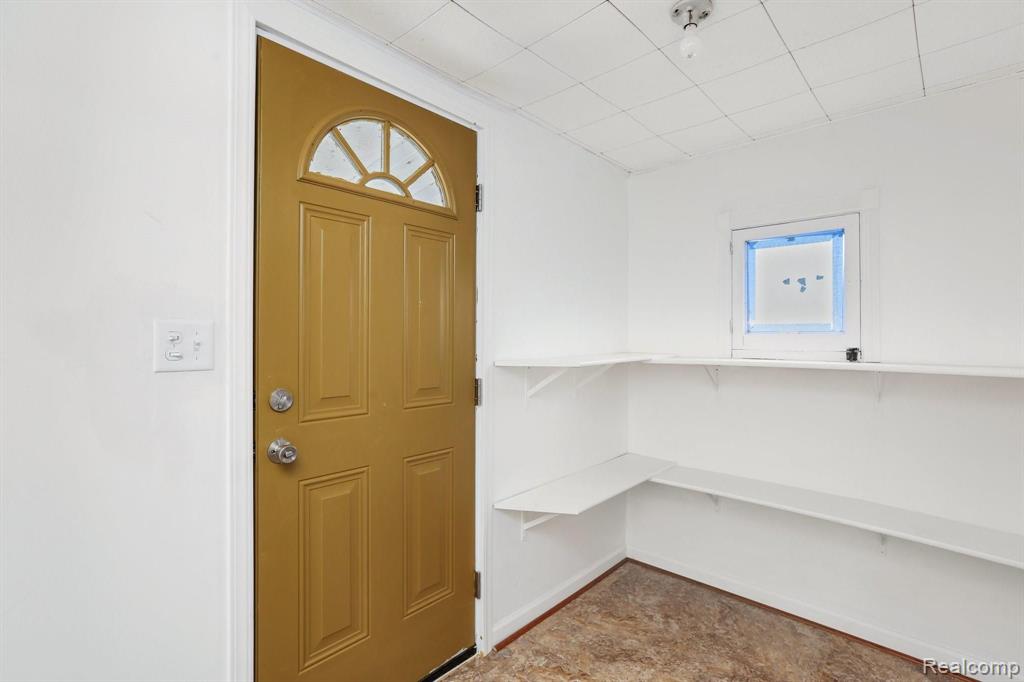 20753 Inkster Road Farmington Hills, MI 48336 - Photo 15 of 25