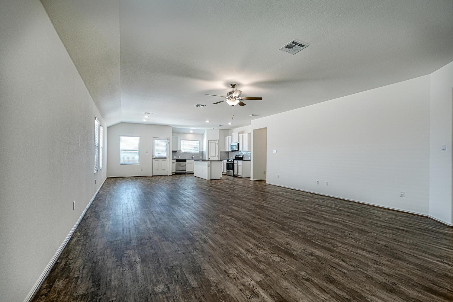 9224 Daisy Cutter Crossing Georgetown, TX 78626 - Photo 4 of 30