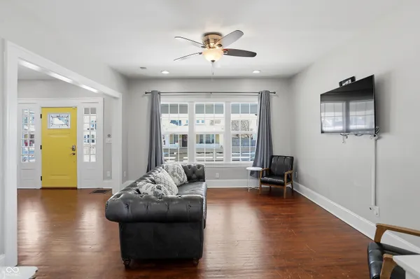 $289,000 | 1122 Reid Place, Indianapolis, IN 46203