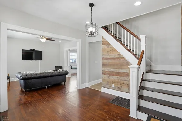 $289,000 | 1122 Reid Place, Indianapolis, IN 46203