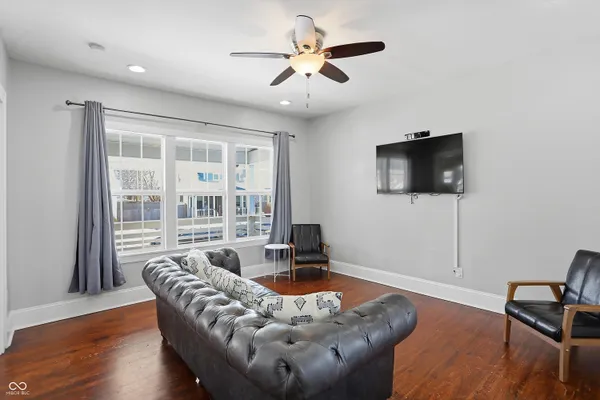 $289,000 | 1122 Reid Place, Indianapolis, IN 46203