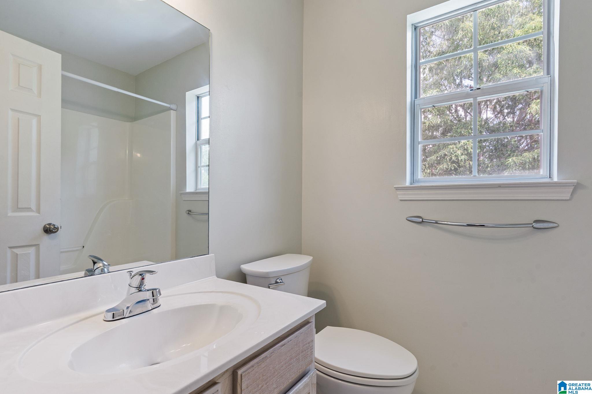 129 Crestmont Lane Pelham, AL 35124 - Photo 25 of 36