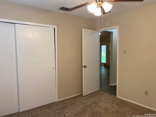 $1,500 | 12123 Stevens Court, Live Oak, TX 78233