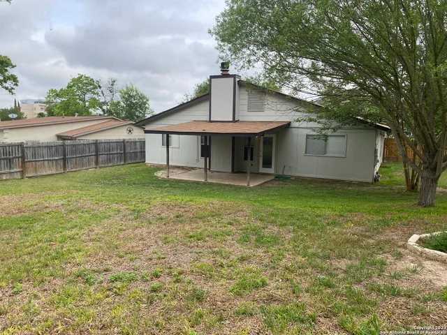 $1,500 | 12123 Stevens Court, Live Oak, TX 78233