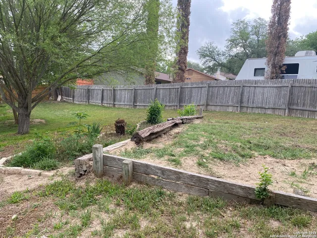 $1,500 | 12123 Stevens Court, Live Oak, TX 78233