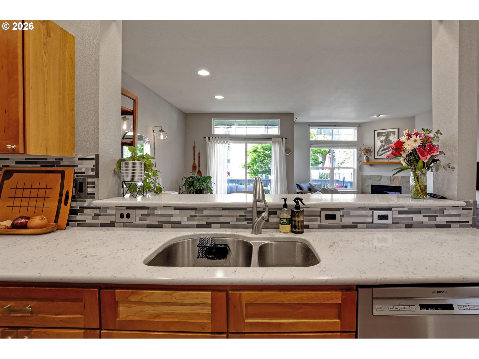 12224 Southwest Meader Way Beaverton, OR 97008 - Photo 10 of 35 Kitchen