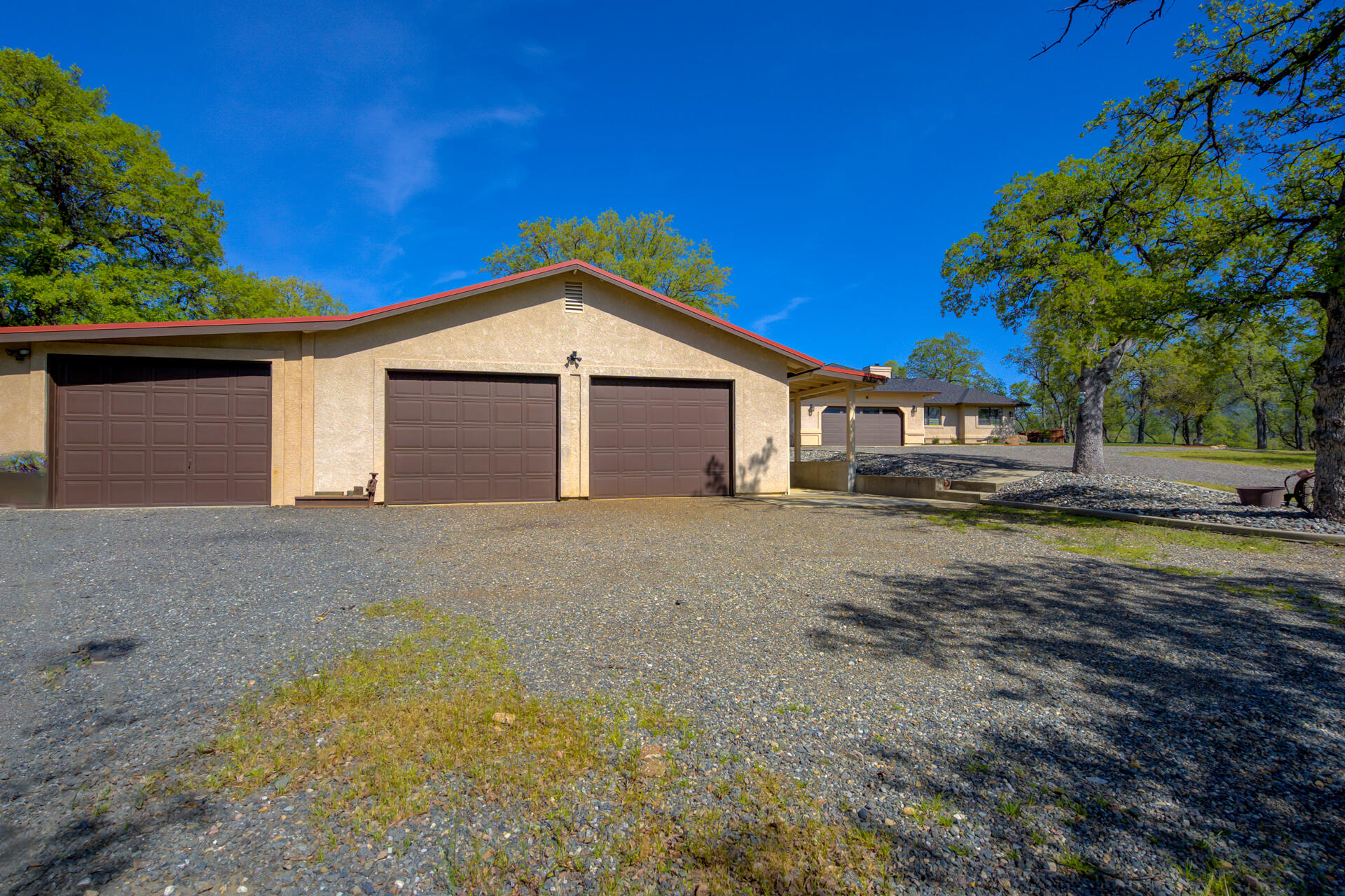13416 Luna Drive Redding, CA 96003 - Photo 2 of 64 a front view of a house with a yard