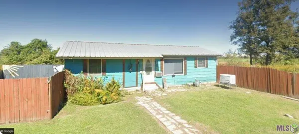 $800 | 7197 Como Street, Convent, LA 70723