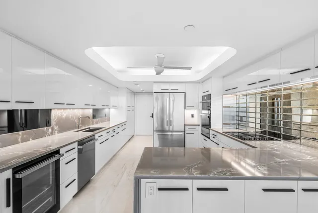 $3,695,000 | 3505 South Ocean Boulevard, Unit 12 NORTH, Highland Beach, FL 33487