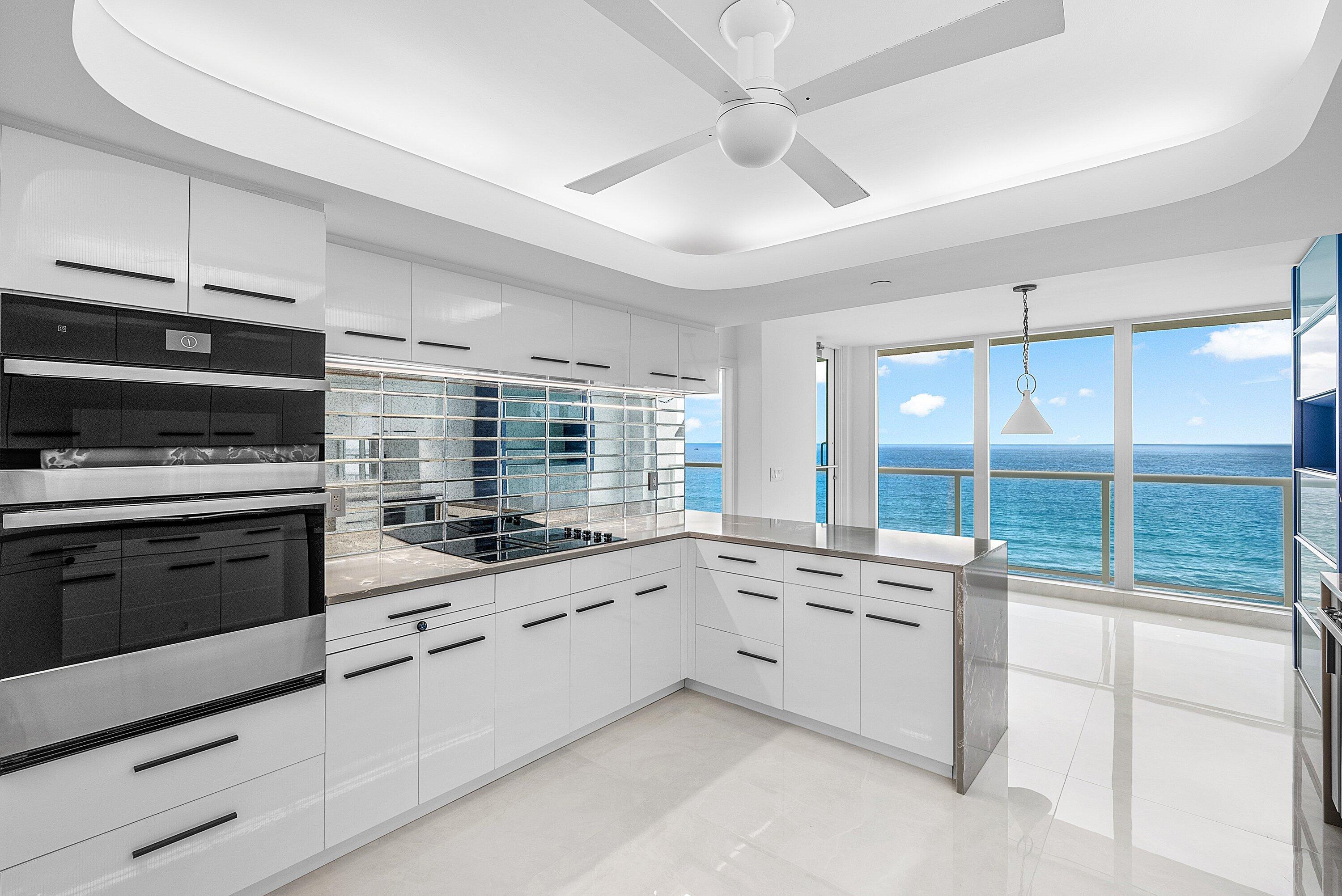 3505 South Ocean Boulevard, Unit 12 NORTH Highland Beach, FL 33487 - Photo 25 of 67 RECENTLY RENOVATED KITCHEN