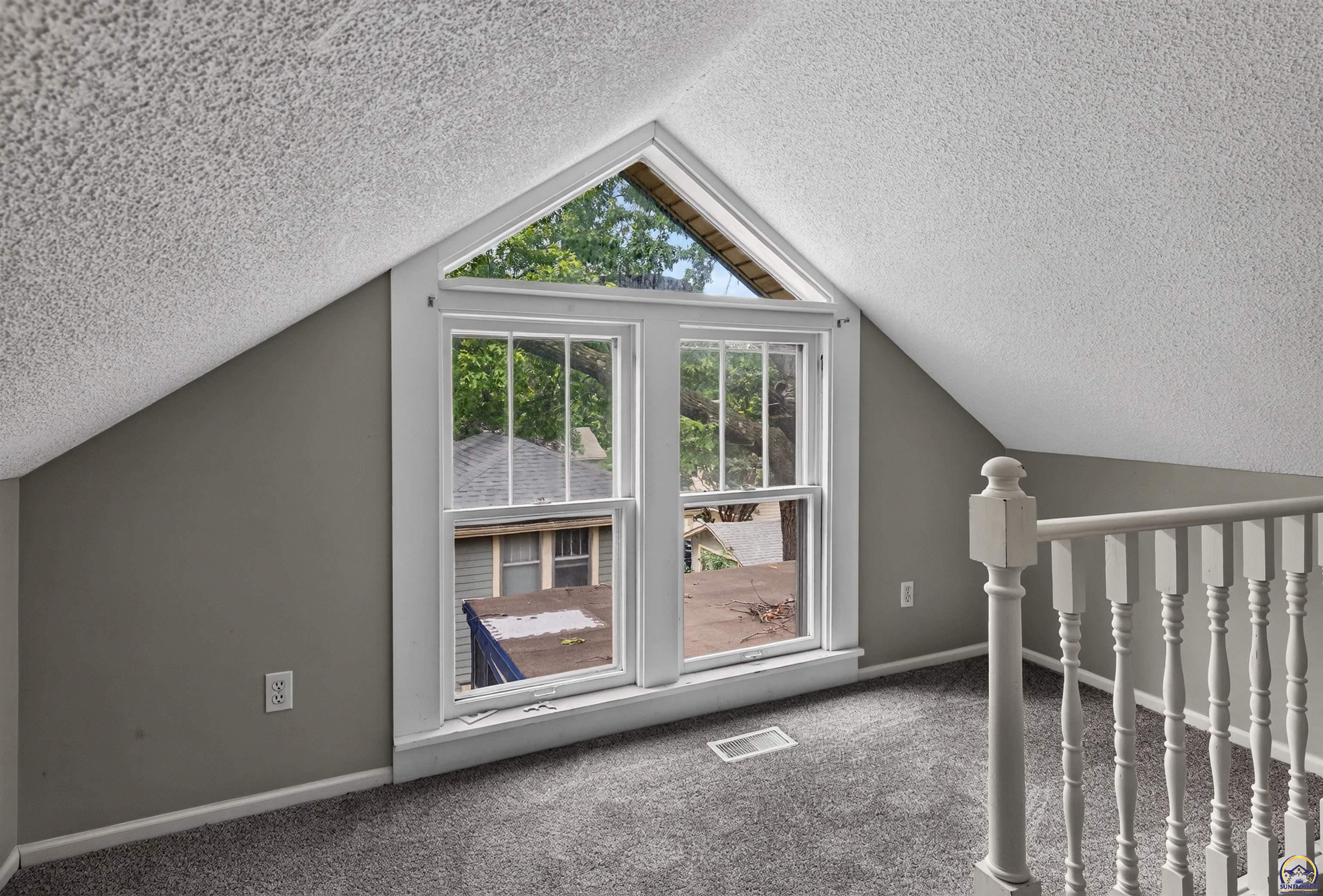 1339 Southwest High Avenue Topeka, KS 66604 - Photo 23 of 33